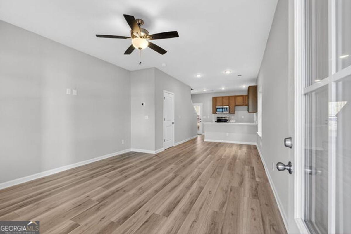 Townhouse for rent at 5 Crown St, Lagrange, GA 30240