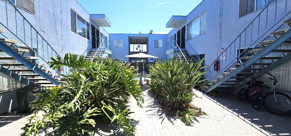 Apartment for rent at 4360 Campus Ave, San Diego, CA 92103