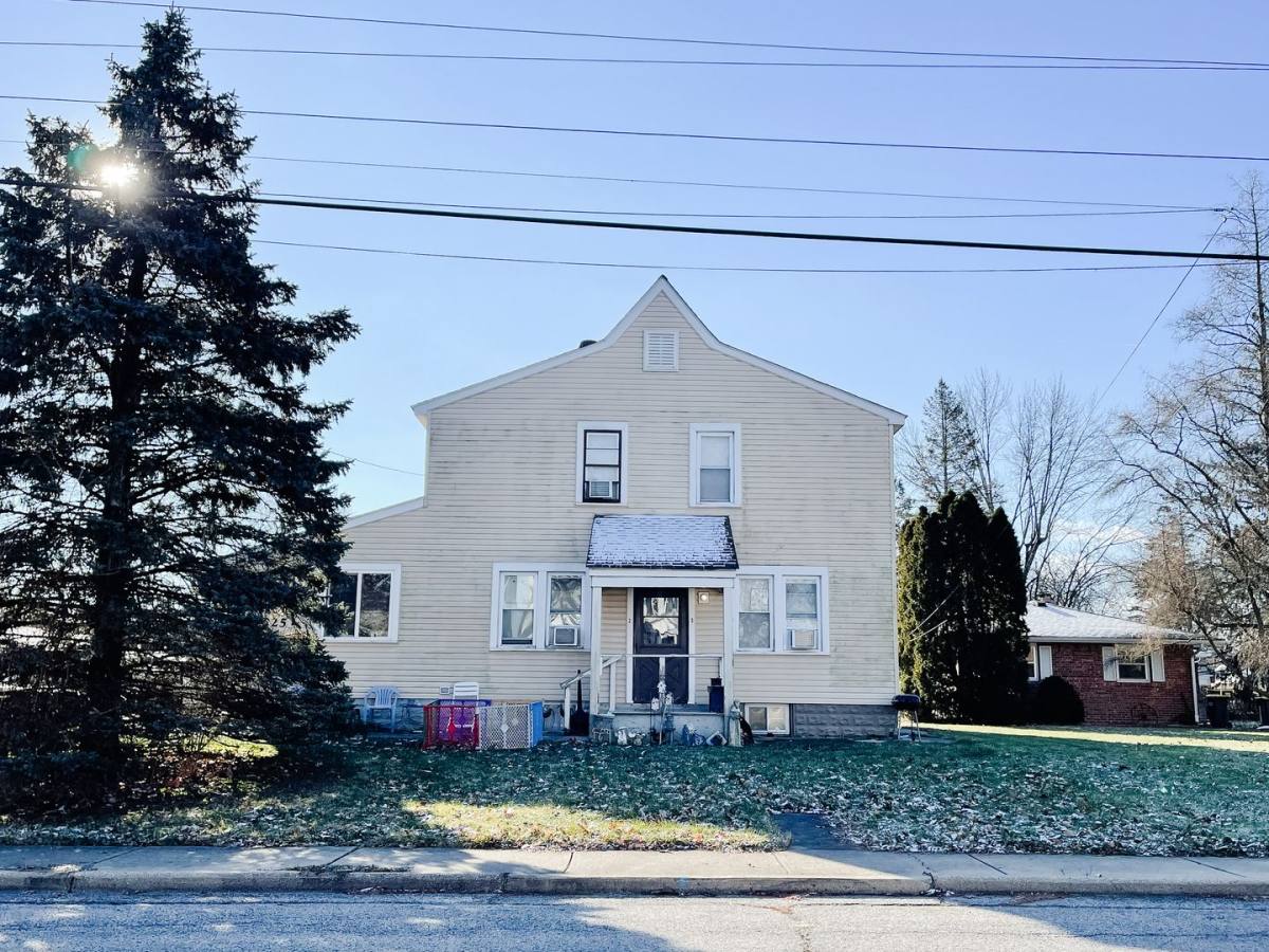 Apartment for rent at 1925 E 5th St, Anderson, IN 46012