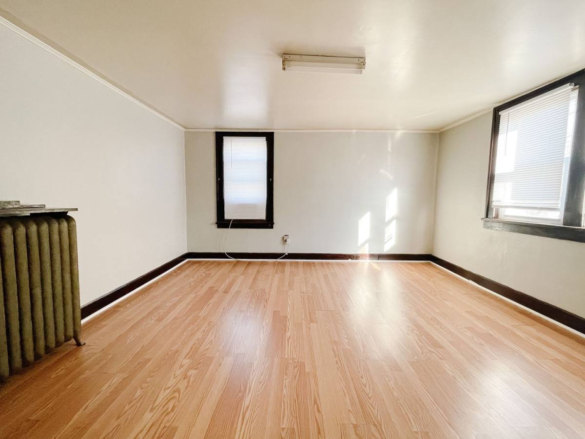 Apartment for rent at 1925 E 5th St, Anderson, IN 46012