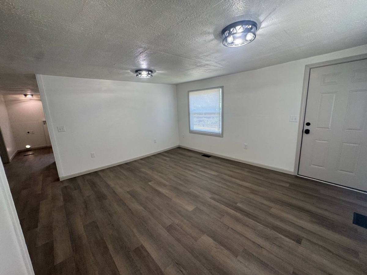 House for rent at 1113 Bloomingdale Pike, Kingsport, TN 37660