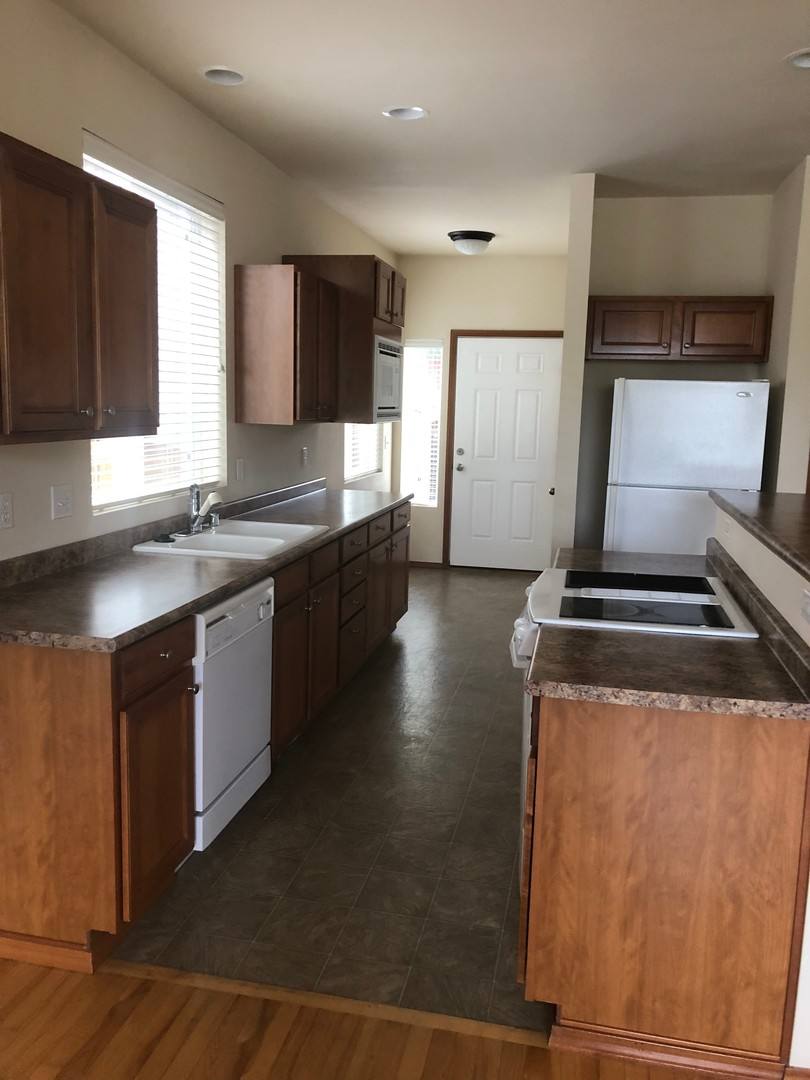 Apartment for rent at 2998 3000 Huntington St, Port Orchard, WA 98366
