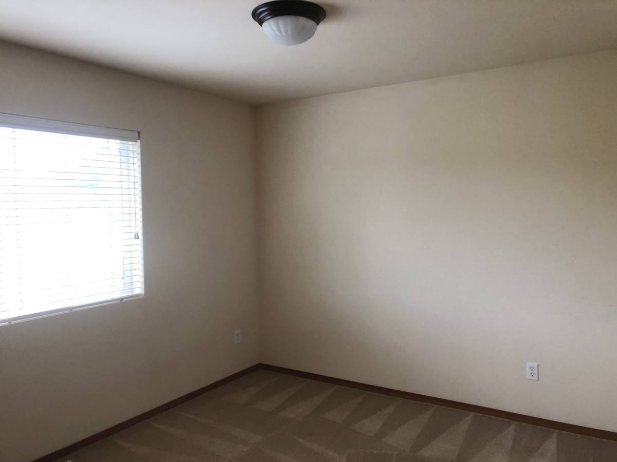 Apartment for rent at 2998 3000 Huntington St, Port Orchard, WA 98366