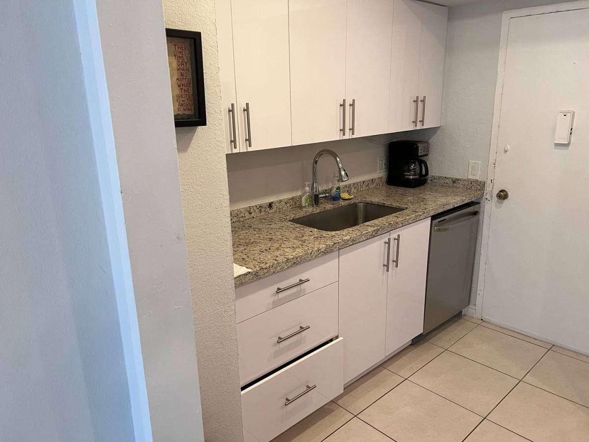 Condo for rent at 3505 S Ocean Dr, Hollywood, FL 33019