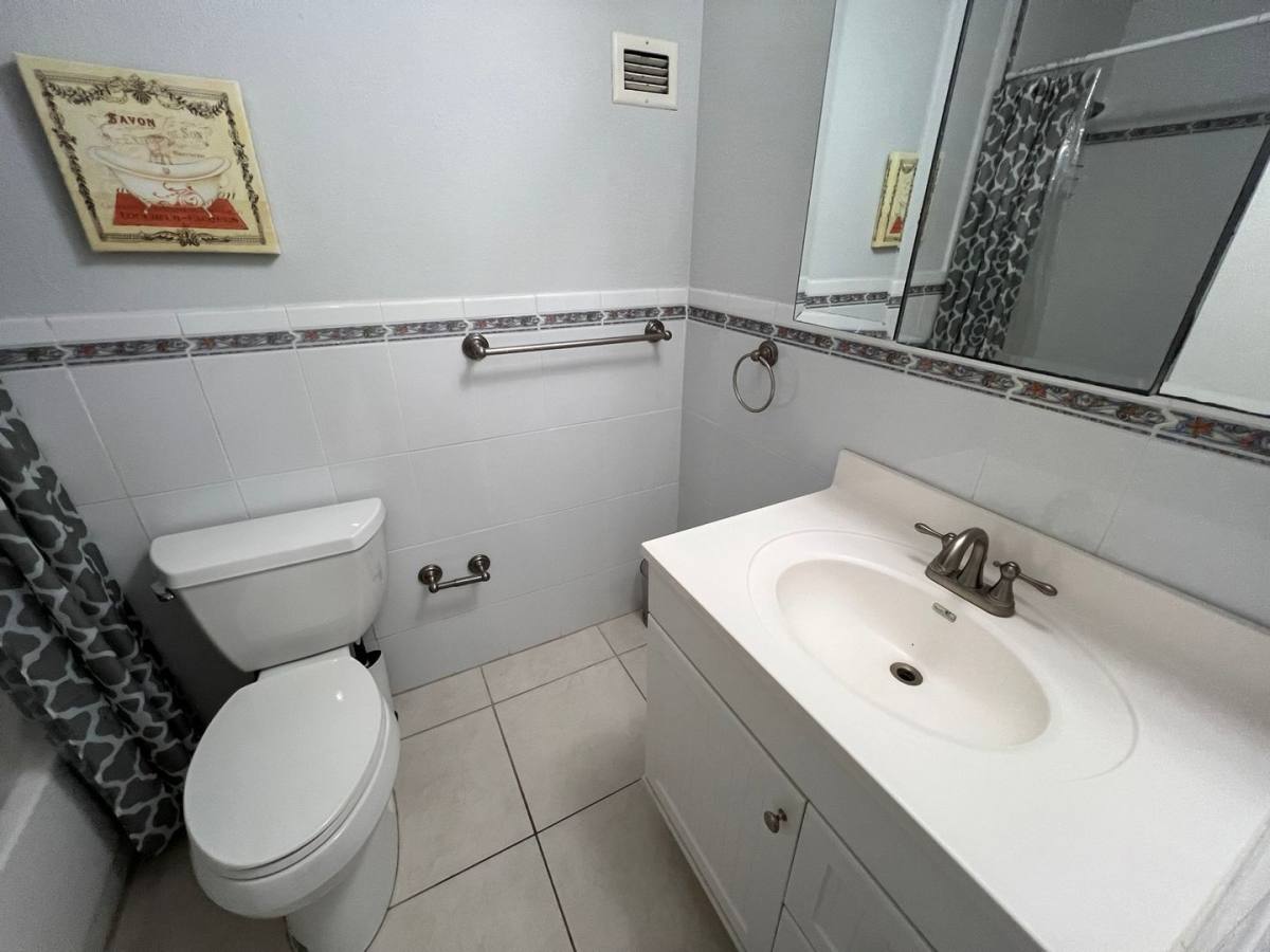 Condo for rent at 3505 S Ocean Dr, Hollywood, FL 33019