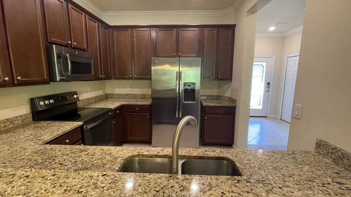 Townhouse for rent at 7287 Ketch Place, Bradenton, FL 34212