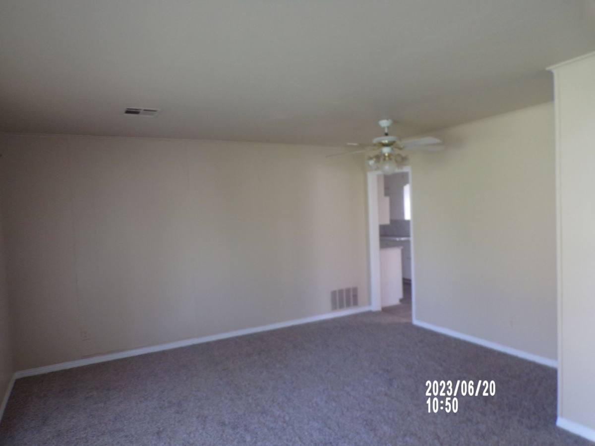 House for rent at 5 NW 29th St, Lawton, OK 73505