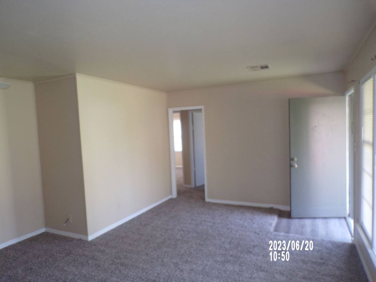 House for rent at 5 NW 29th St, Lawton, OK 73505