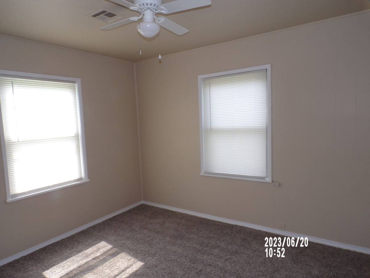 House for rent at 5 NW 29th St, Lawton, OK 73505