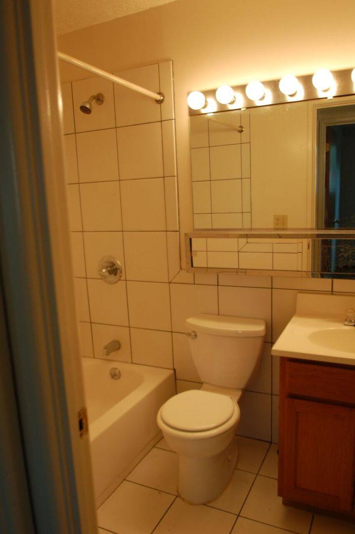 Apartment for rent at 466-474 Pedretti Ave, Cincinnati, OH 45238