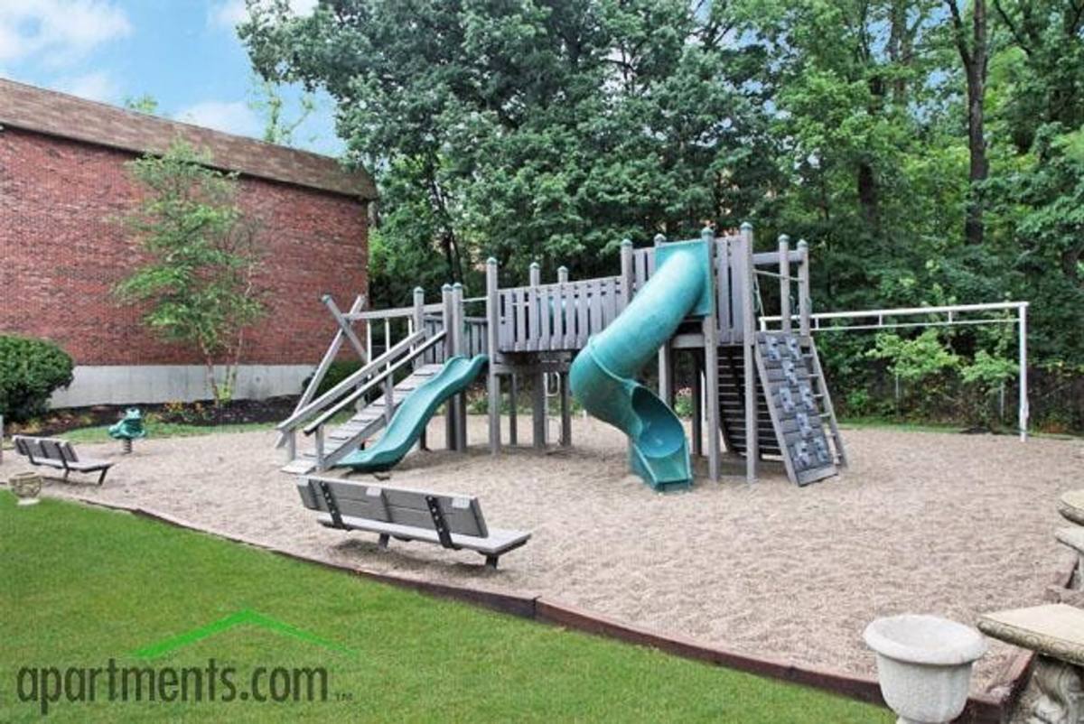 Apartment for rent at 466-474 Pedretti Ave, Cincinnati, OH 45238