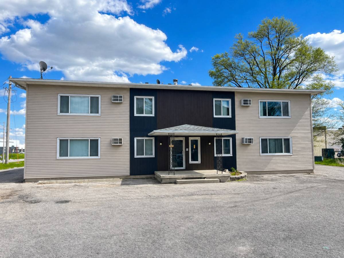 Apartment for rent at 1140 Flammang Dr, Waterloo, IA 50702