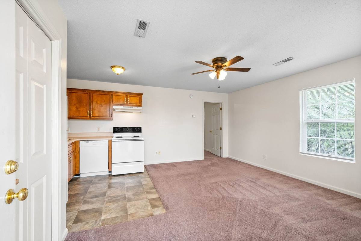 Apartment for rent at 3243-TOWER Dr, Clarksville, TN 37042