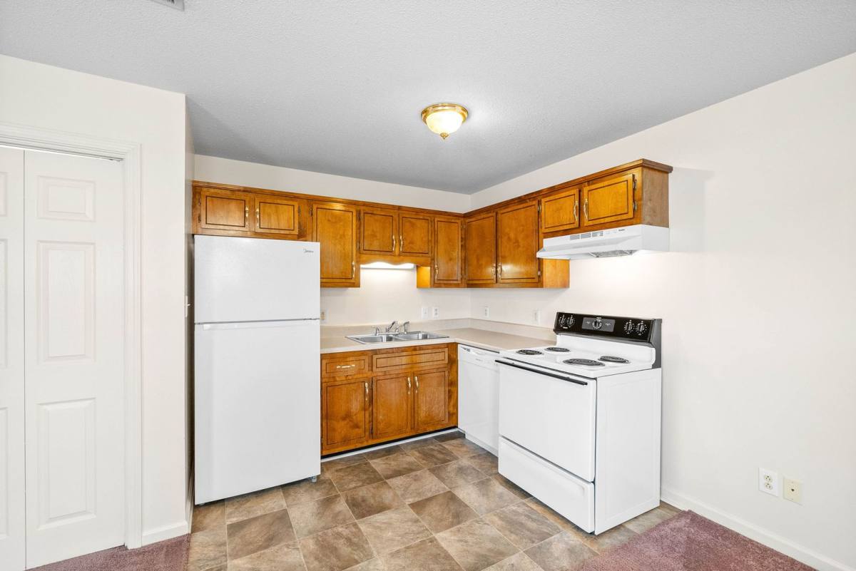 Apartment for rent at 3243-TOWER Dr, Clarksville, TN 37042