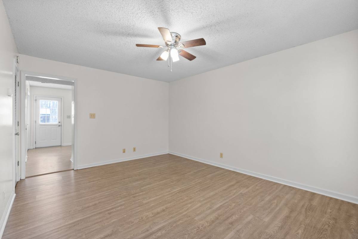 Apartment for rent at 1731 Baltimore Dr, Clarksville, TN 37043