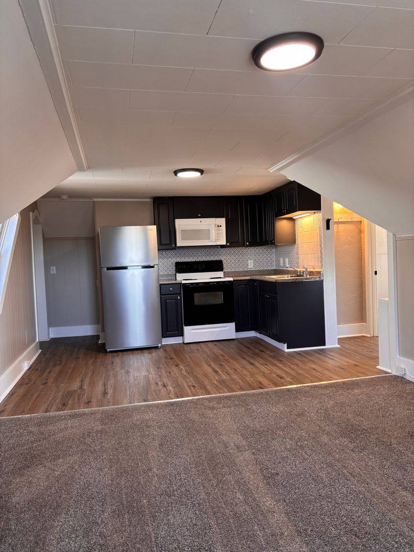 Apartment for rent at 24 Baldwin St, Laconia, NH 03246
