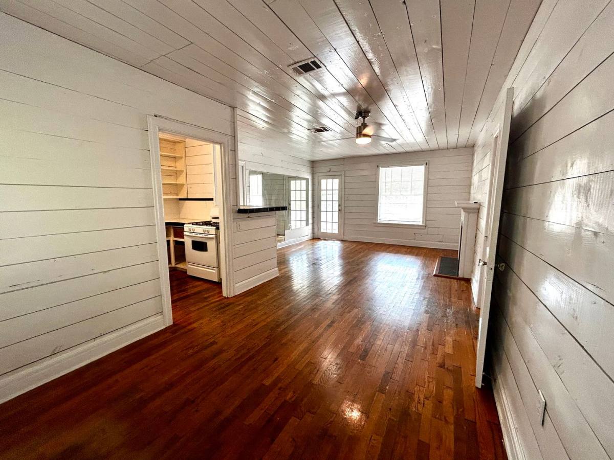 Townhouse for rent at 1305 Lorrain St, Austin, TX 78703