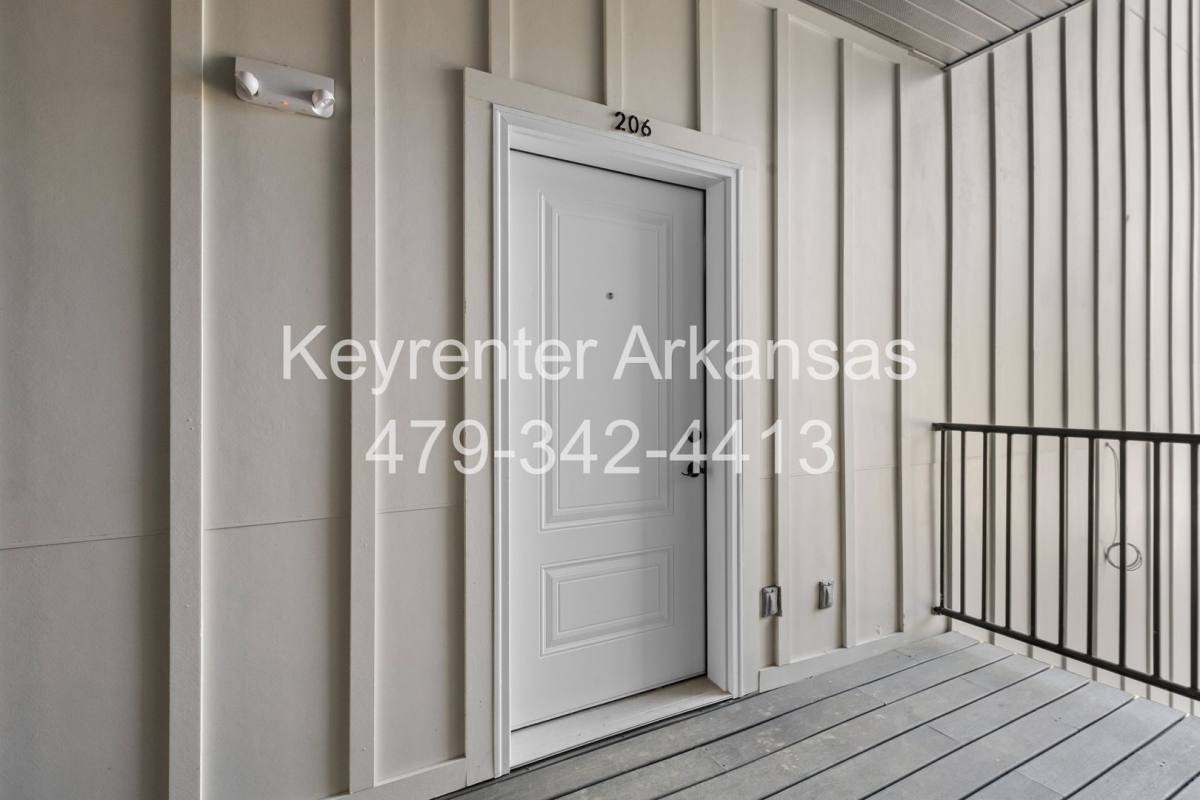 Apartment for rent at 1096 S Bacardi Ave, Fayetteville, AR 72701