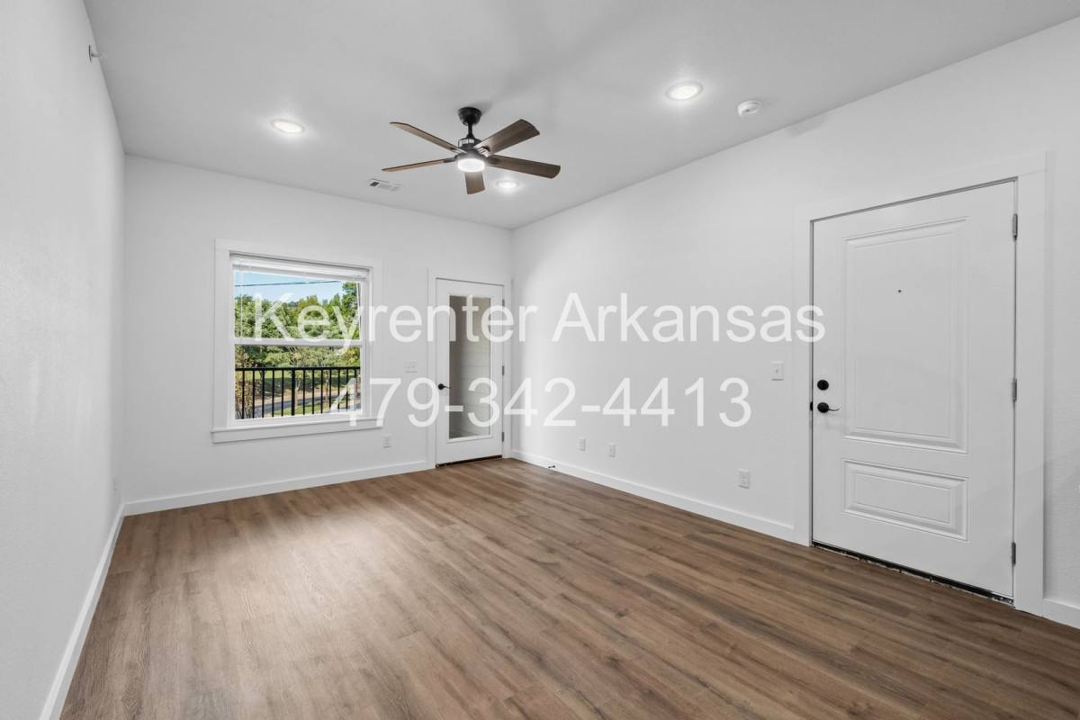 Apartment for rent at 1096 S Bacardi Ave, Fayetteville, AR 72701