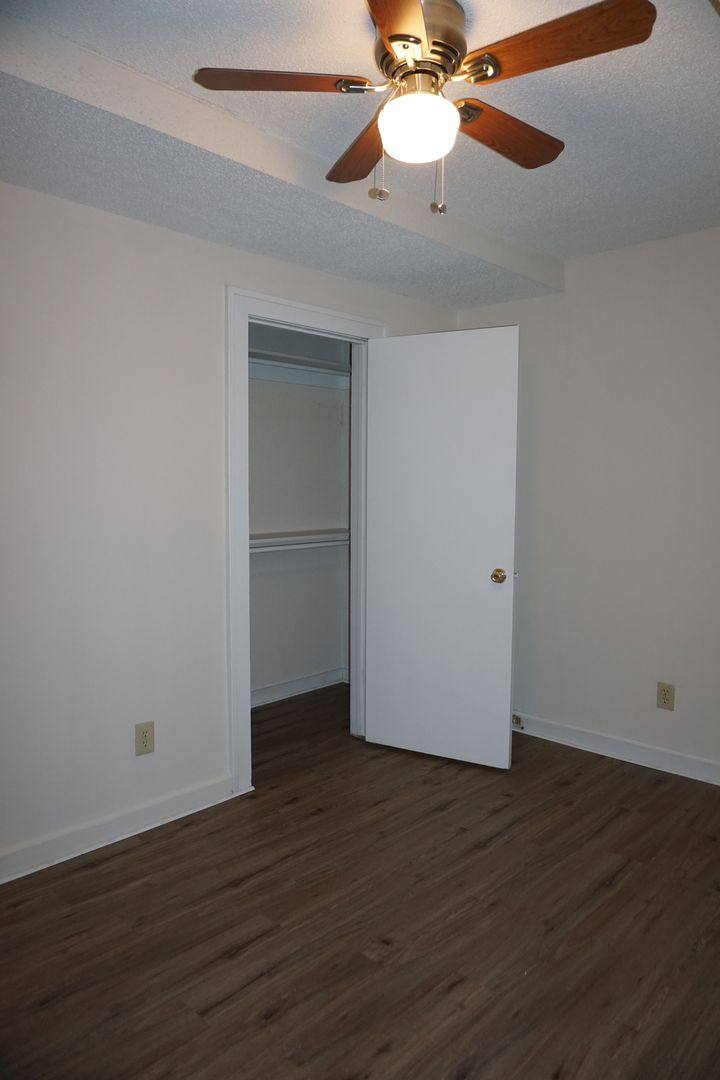 Apartment for rent at 26 Oak Grove St, Minneapolis, MN 55403