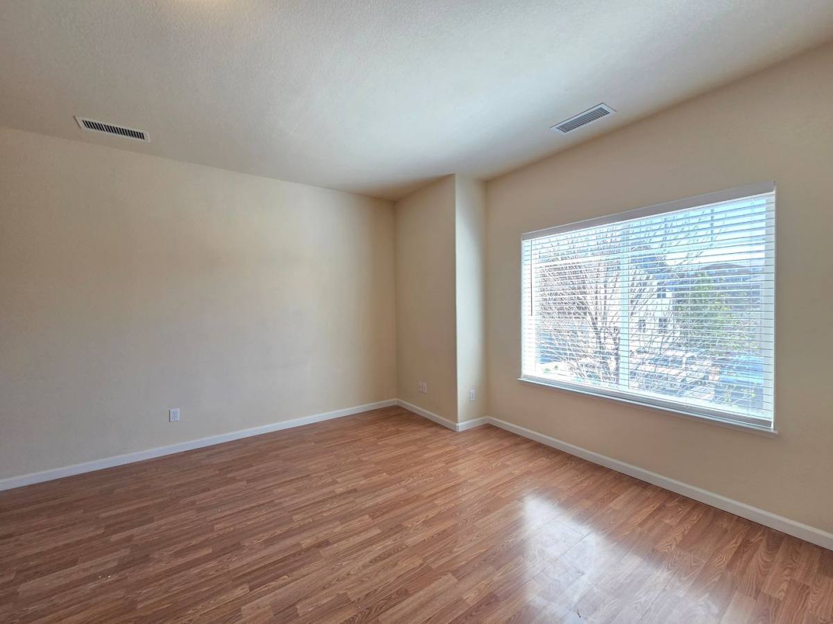 Townhouse for rent at 4805 Ciarra Kennedy Lane, Reno, NV 89503