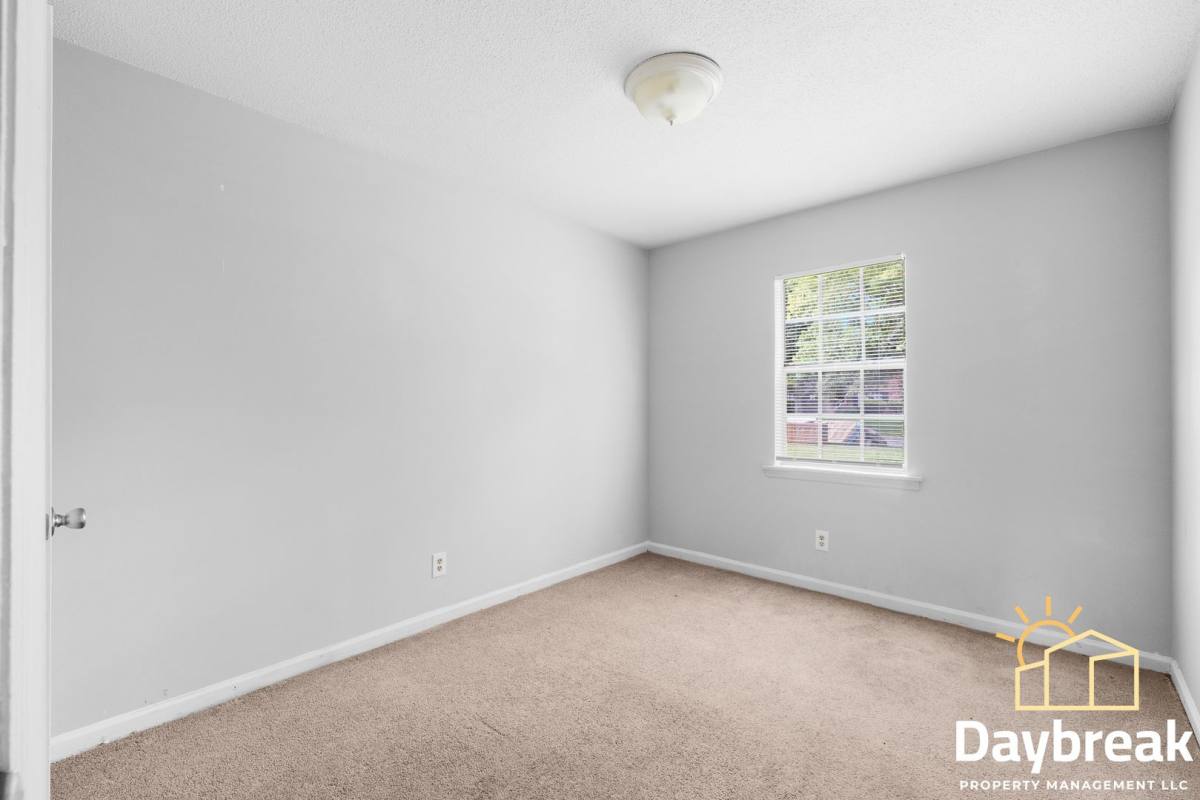 Apartment for rent at 10910 Queen Ann, Savannah, GA 31406
