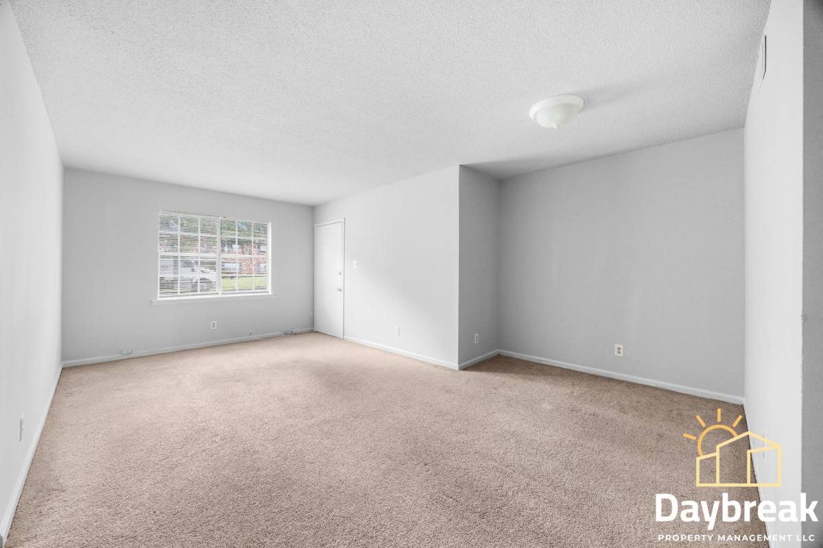 Apartment for rent at 10910 Queen Ann, Savannah, GA 31406