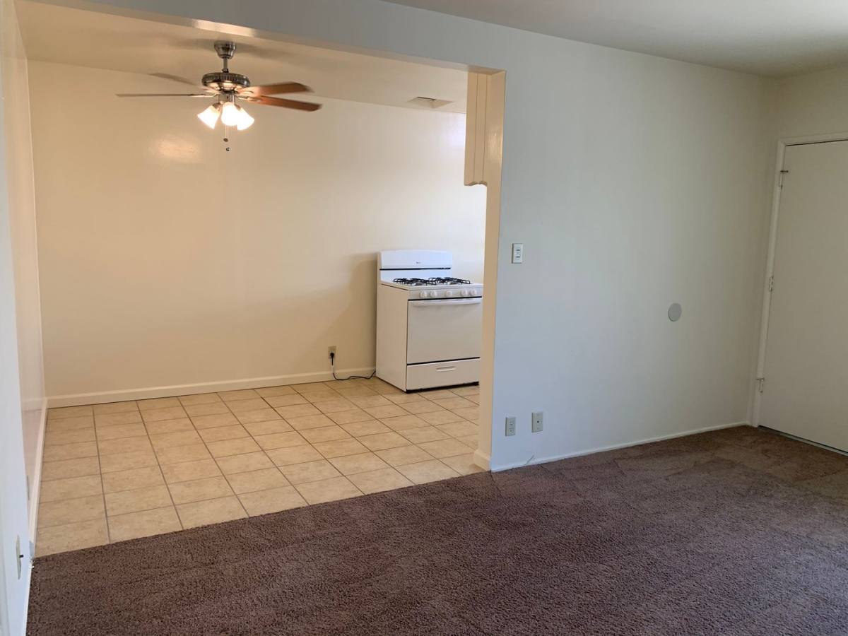 Apartment for rent at 2729 W Victory Blvd, Burbank, CA 91505
