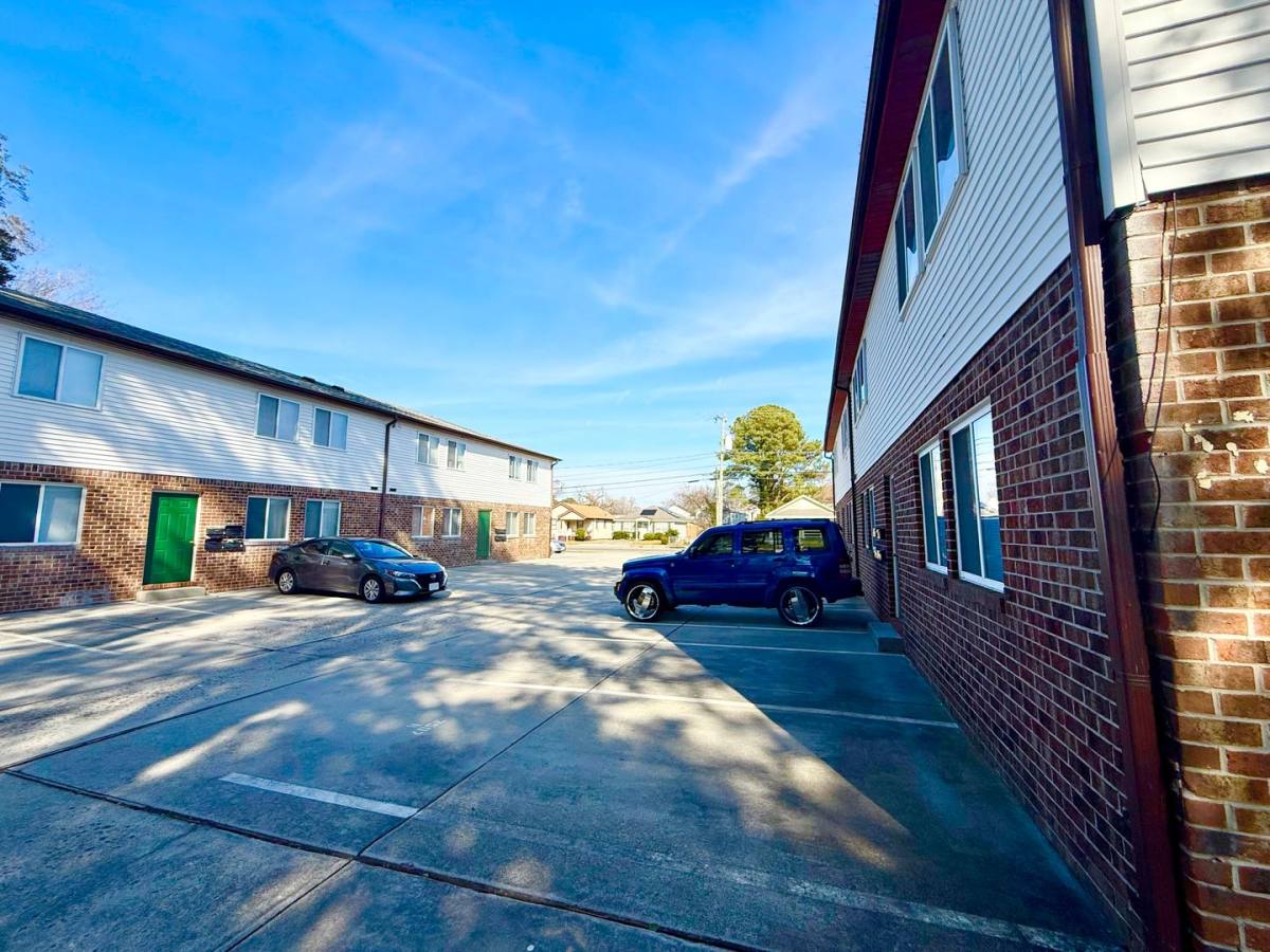 Apartment for rent at 3507 Sewells Point Rd, Norfolk, VA 23513