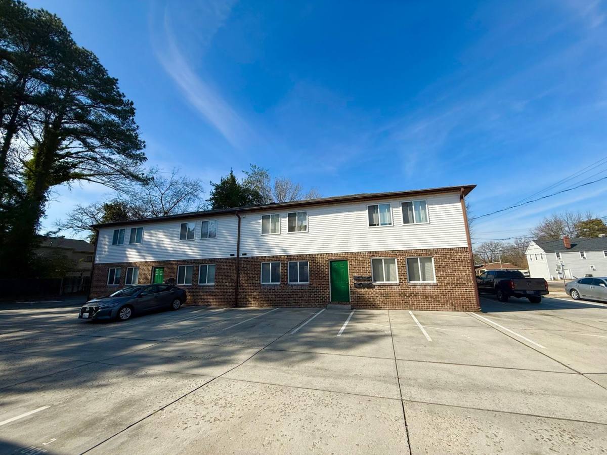 Apartment for rent at 3511 Sewells Point Rd, Norfolk, VA 23513