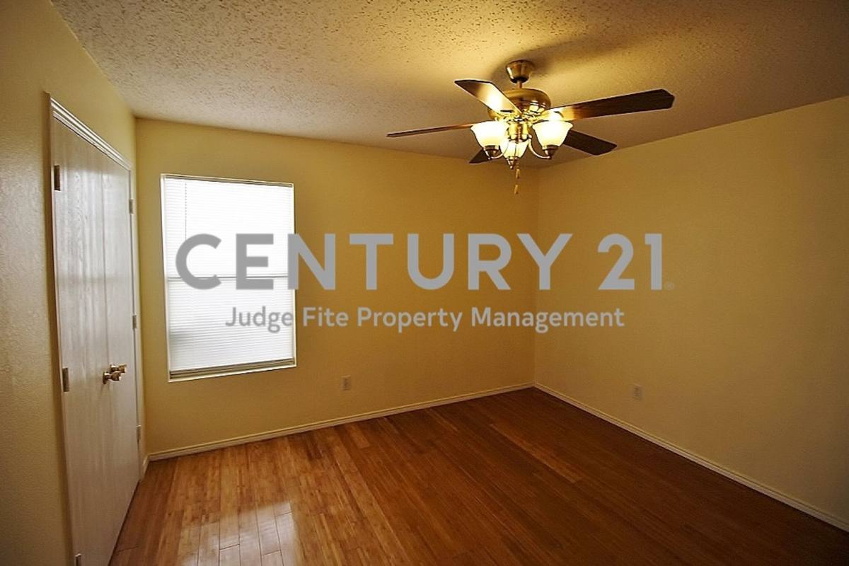 House for rent at 2936 Santa Sabina Dr, Grand Prairie, TX 75052
