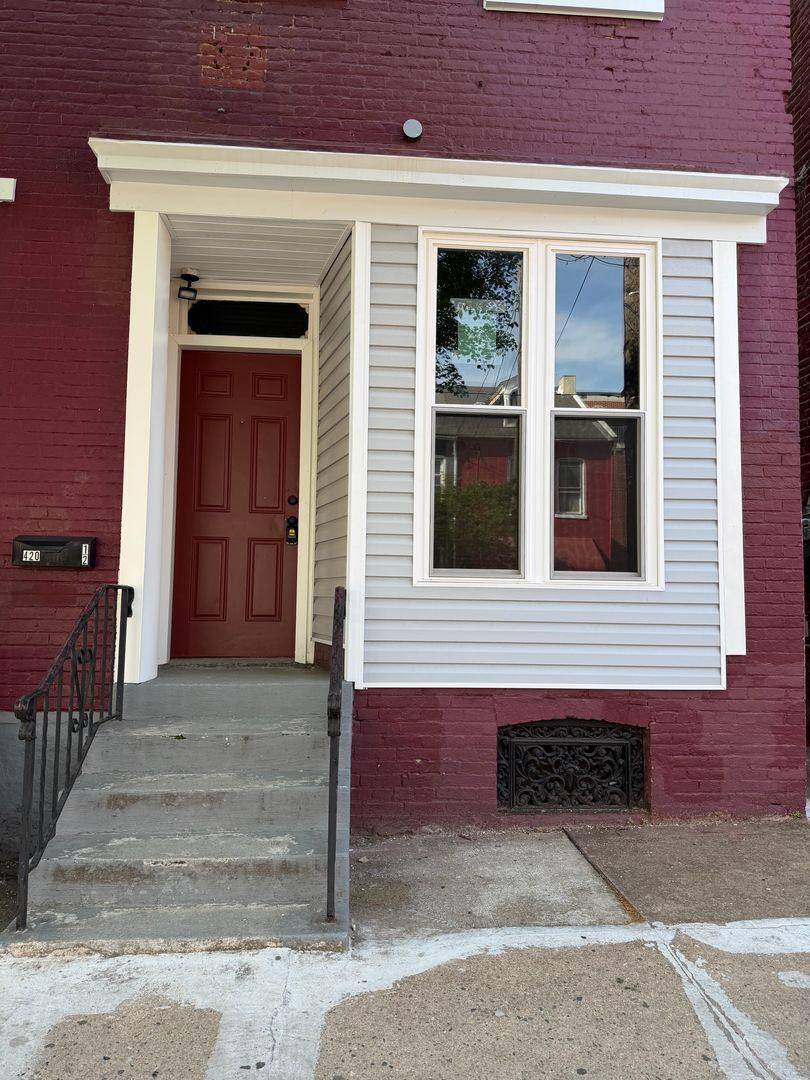 Apartment for rent at 420 W King St, Lancaster, PA 17603