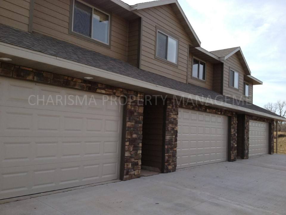 Apartment for rent at 3800, 3804 & 3808 N Oklahoma Ave, Sioux Falls, SD 57107