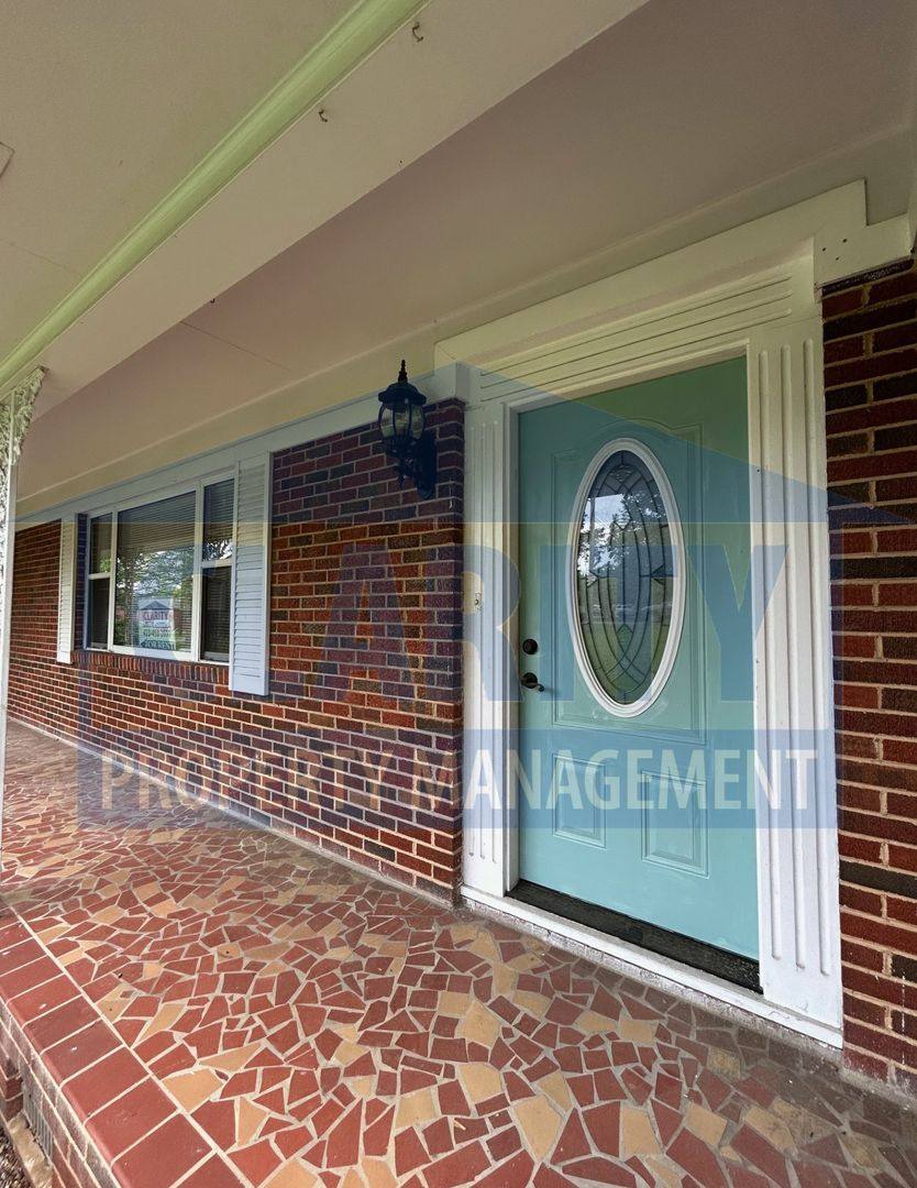 House for rent at 4035 N Ocoee St, Cleveland, TN 37312