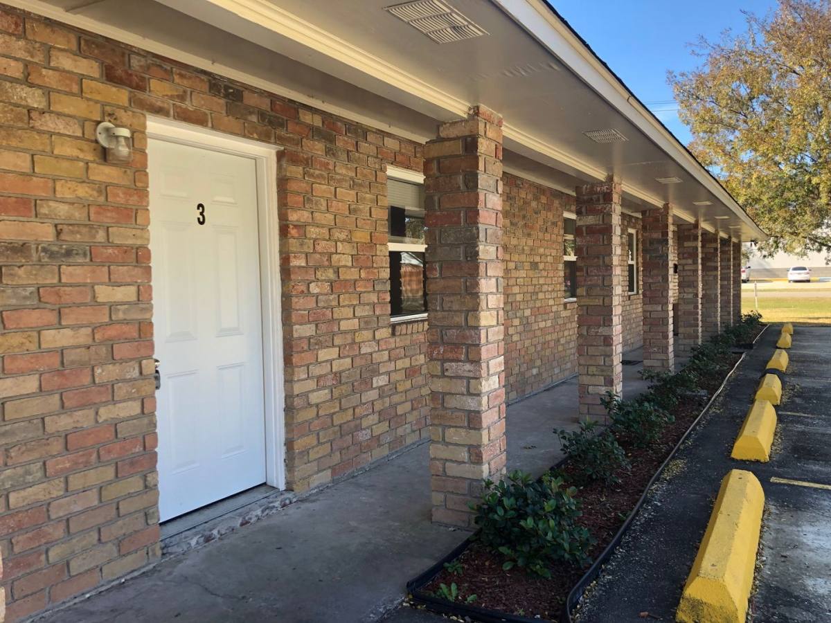 Apartment for rent at 26218 La Highway 16, Denham Springs, LA 70726