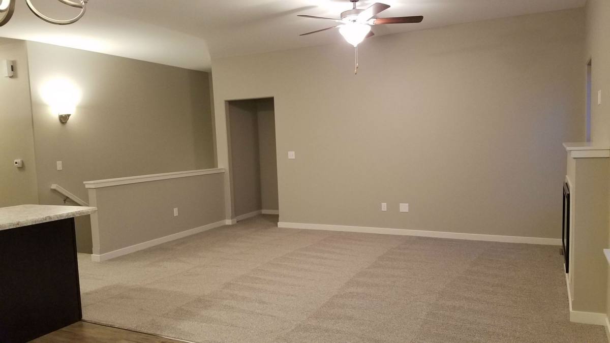 House for rent at 2033 Mackinaw Dr, Iowa City, IA 52245