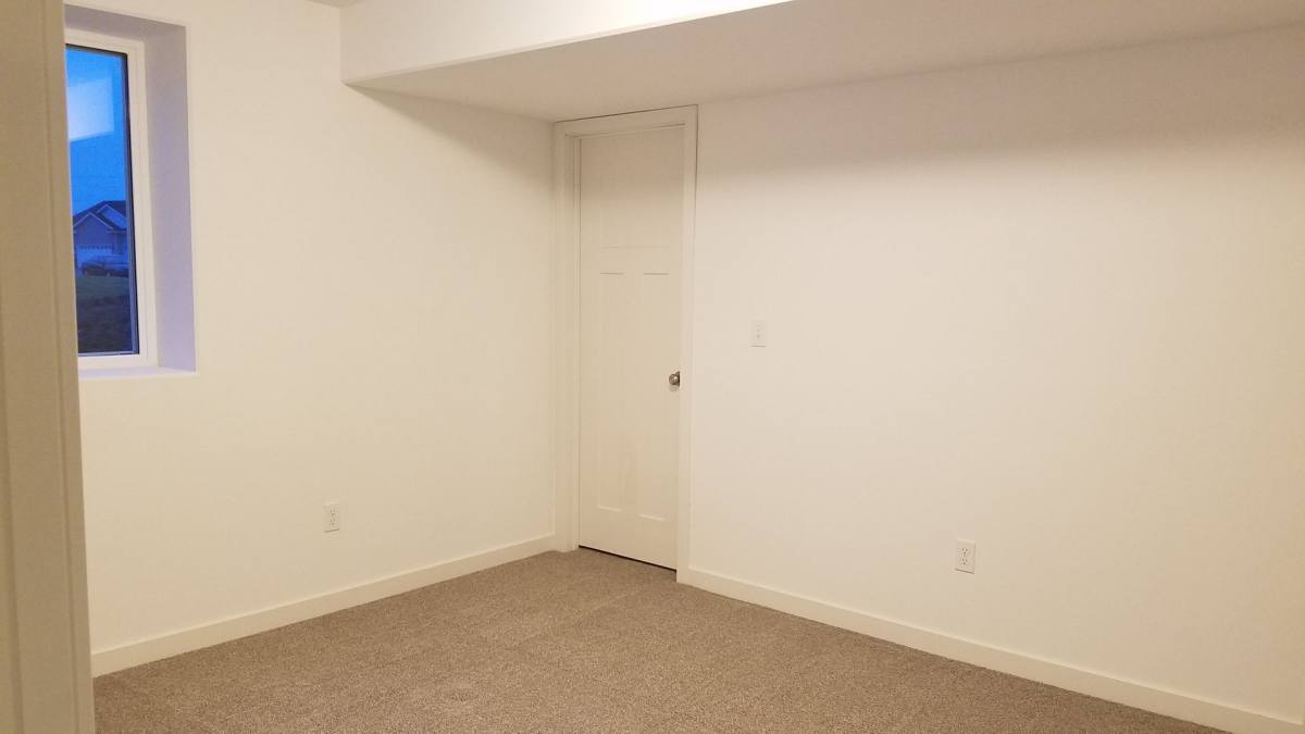 House for rent at 2033 Mackinaw Dr, Iowa City, IA 52245