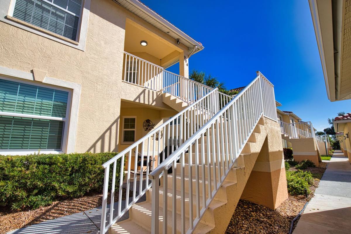 Condo for rent at 904 Casa Del Lago Way, Venice, FL 34292