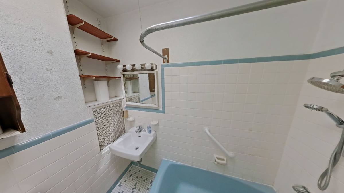 House for rent at 438 St Paul, Philadelphia, PA 19140