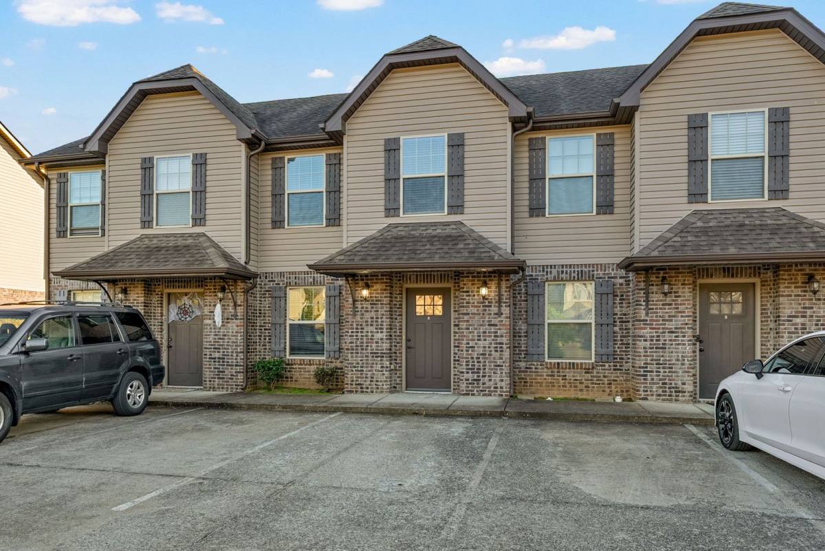 Apartment for rent at 1772 Spring Water Dr, Clarksville, TN 37040