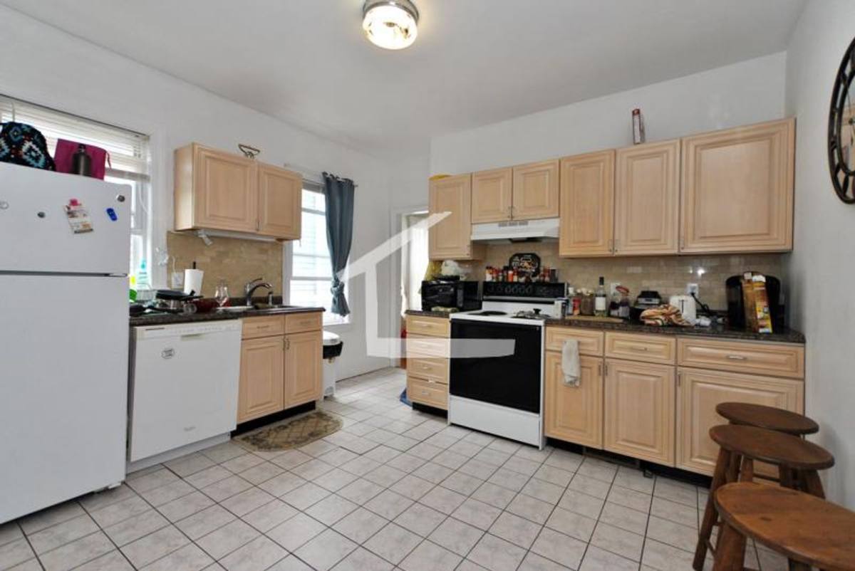House for rent at 62 Brook St #4, Brighton, MA 02135