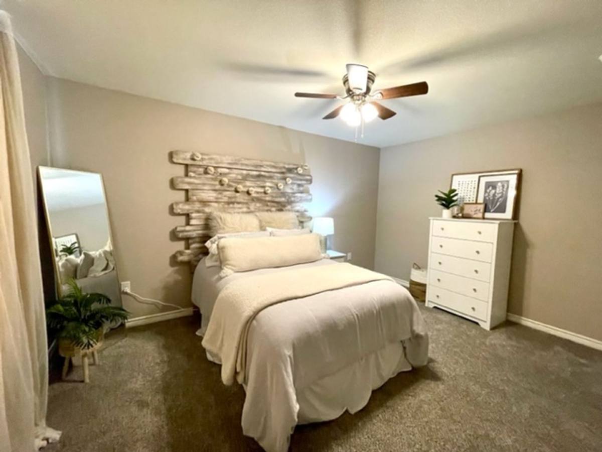 Apartment for rent at 3514 Highway 69 N, Nederland, TX 77627