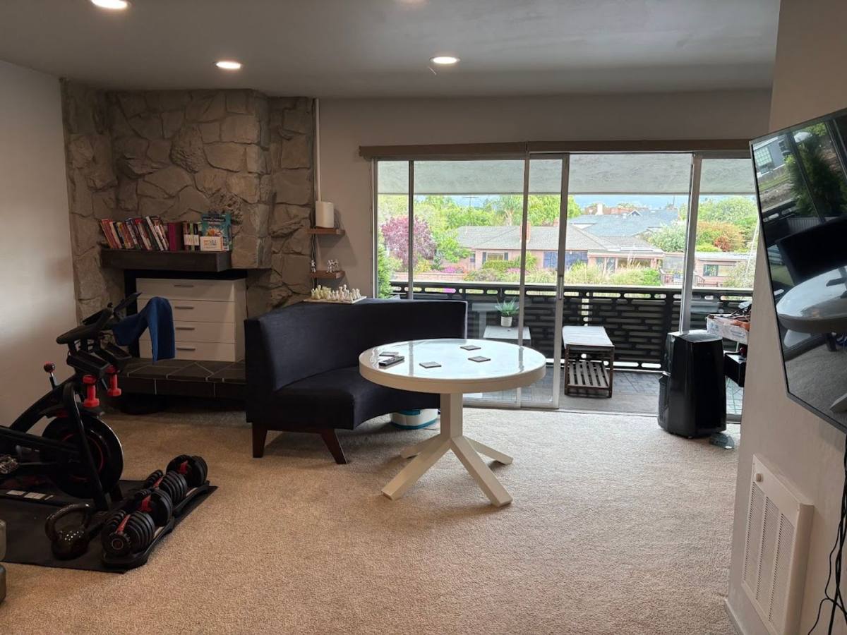 Apartment for rent at 339 Broadway, Alameda, CA 94501