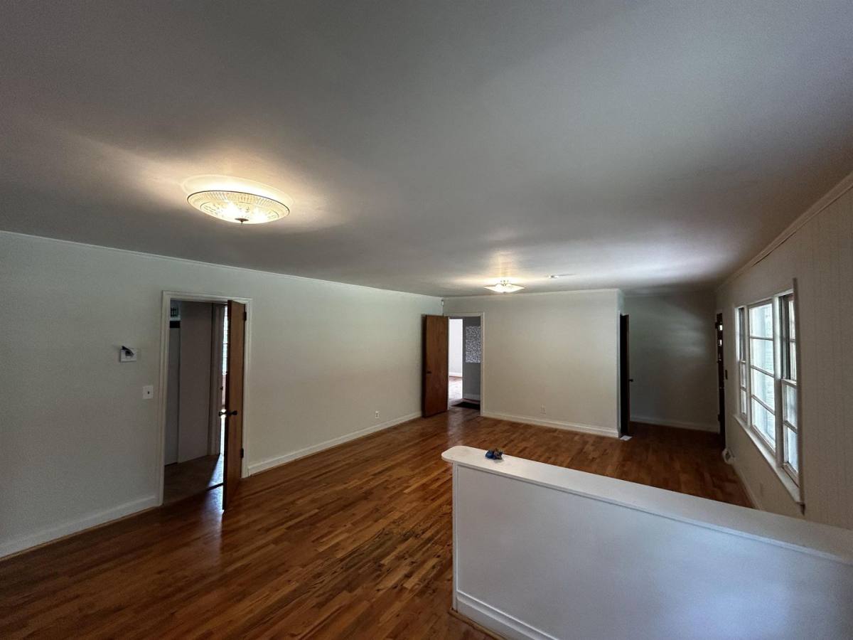 House for rent at 1233 Crenshaw St, Pendleton, SC 29670