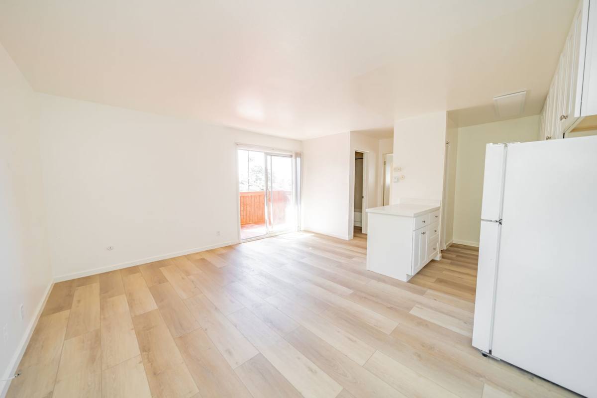 Apartment for rent at 1927 5th Ave, Oakland, CA 94606