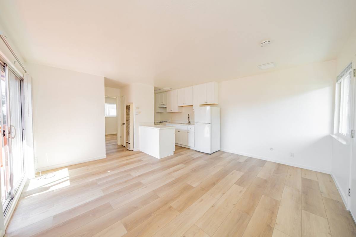 Apartment for rent at 1927 5th Ave, Oakland, CA 94606