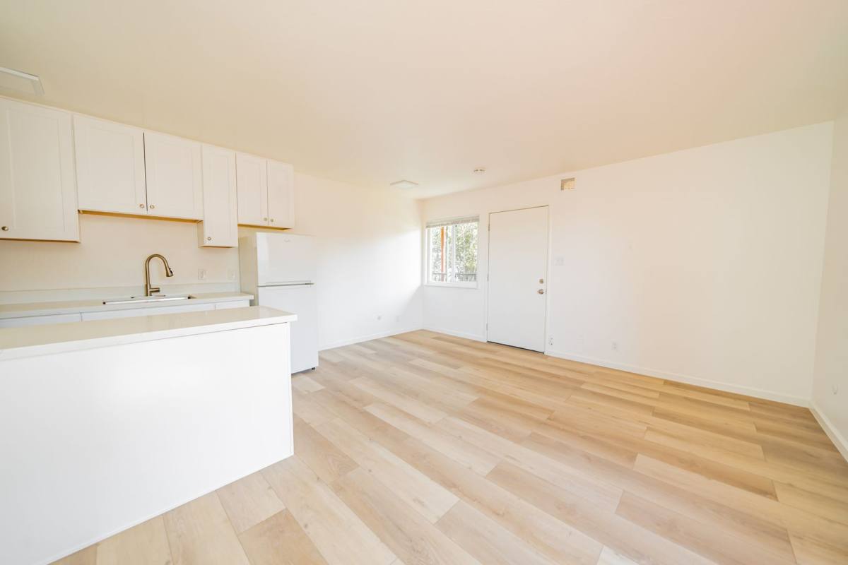 Apartment for rent at 1927 5th Ave, Oakland, CA 94606