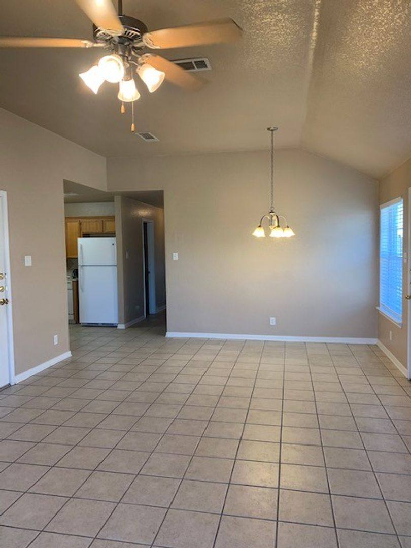 Townhouse for rent at 4904 B Heather Lane, Killeen, TX 76549