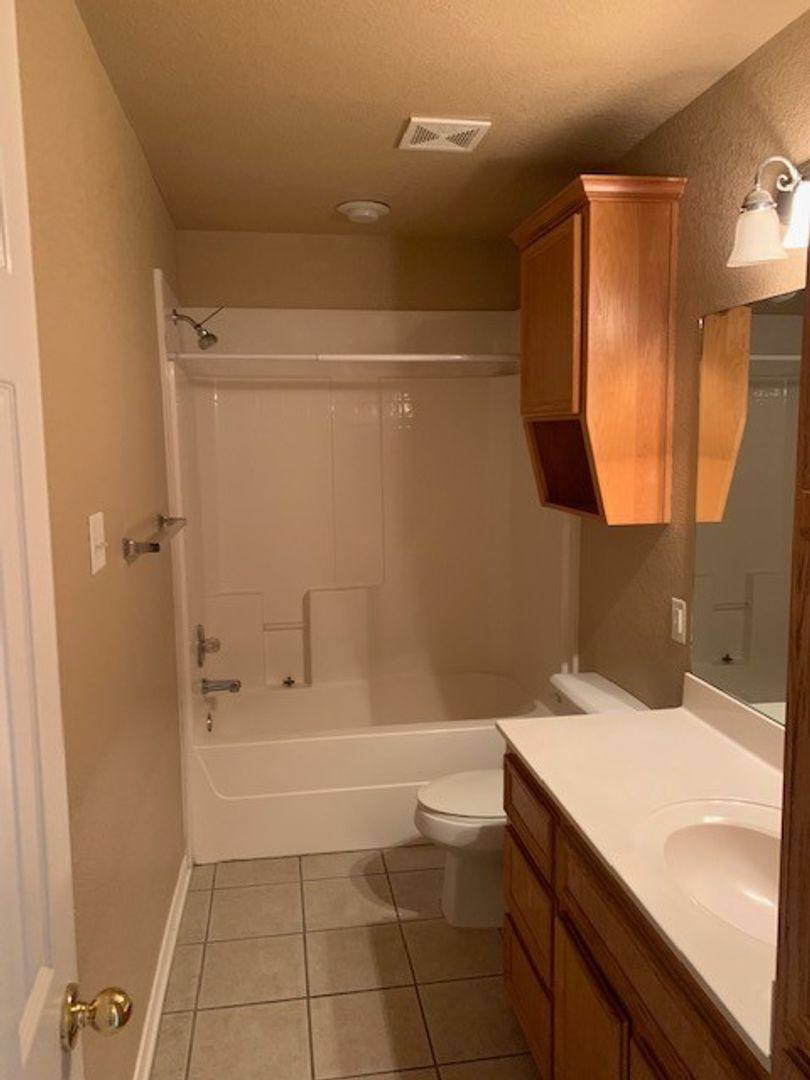 Townhouse for rent at 4904 B Heather Lane, Killeen, TX 76549