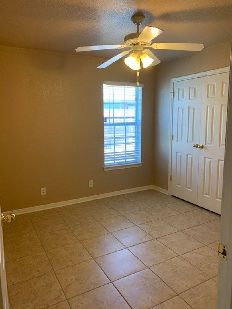 Townhouse for rent at 4904 B Heather Lane, Killeen, TX 76549